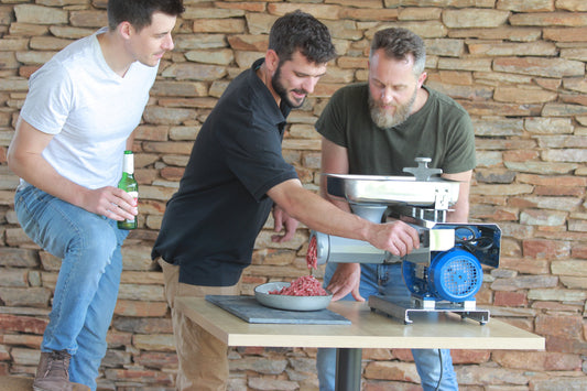 Claasens Electric Meat Mincers Reviewed: No. 22 vs No. 32